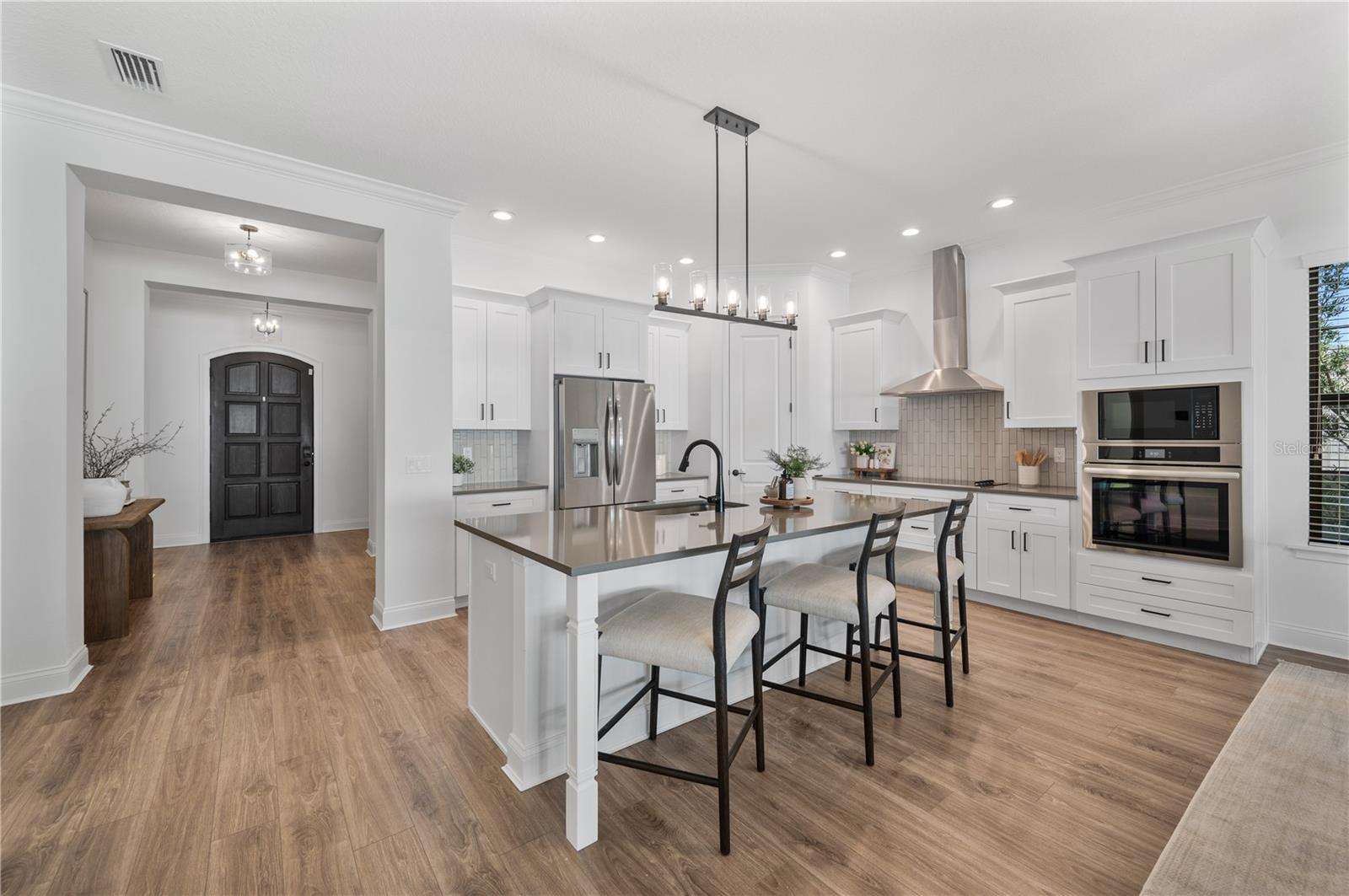 2403 Derbyshire, Lakeland, FL 33803