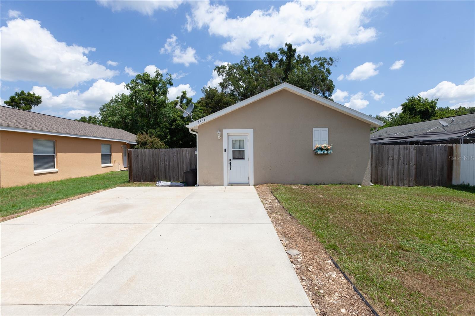 3554 County Road 230c, Wildwood, FL 34785