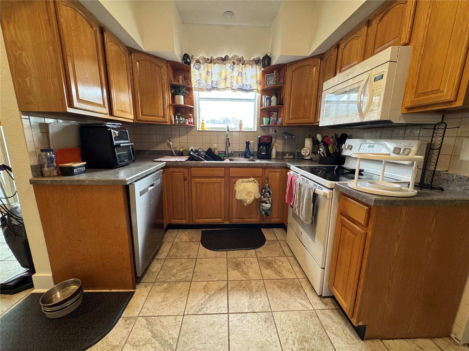 398 Virginia, Frostproof, FL 33843