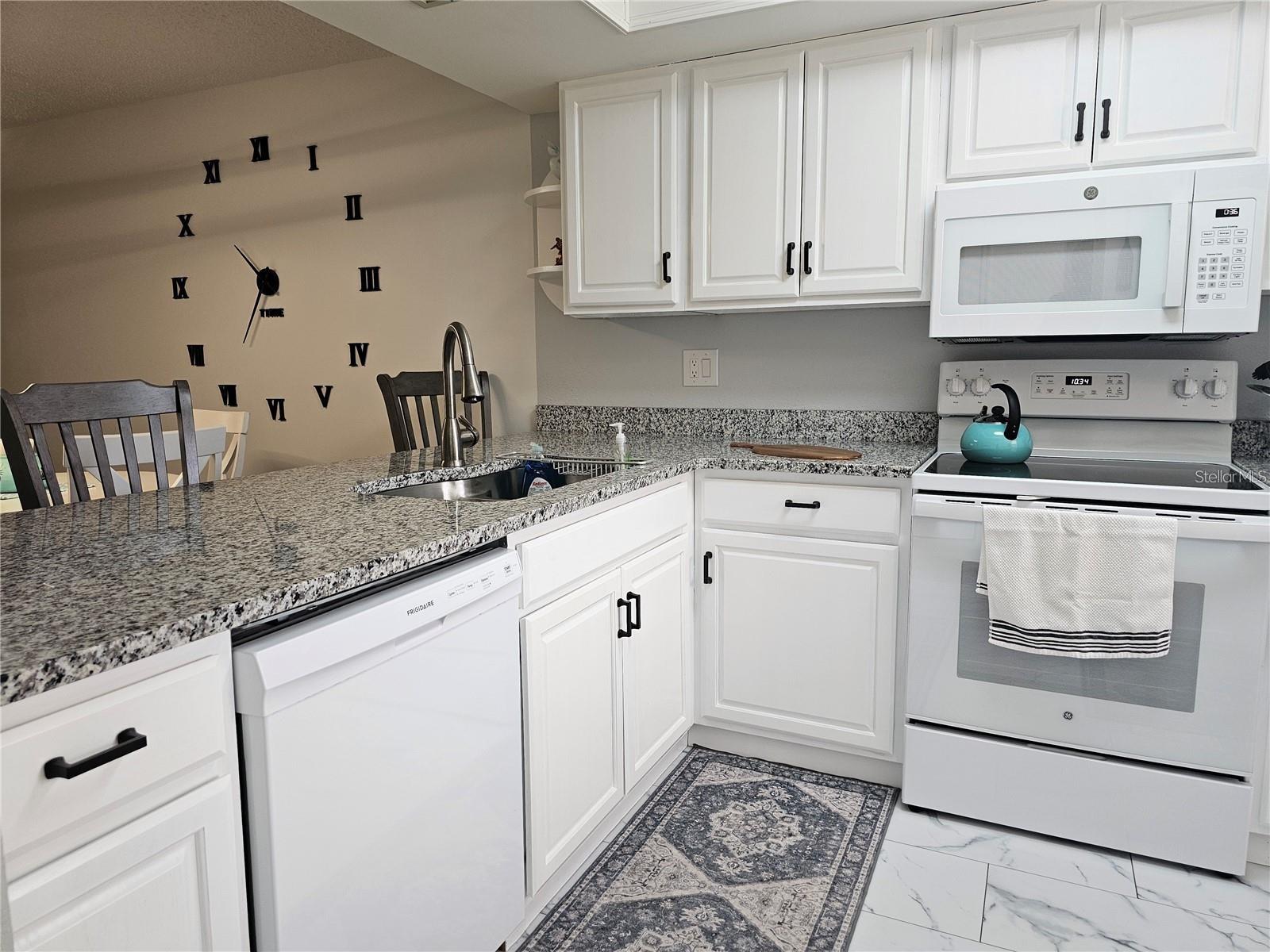 2104 Granada, Lake Wales, FL 33898