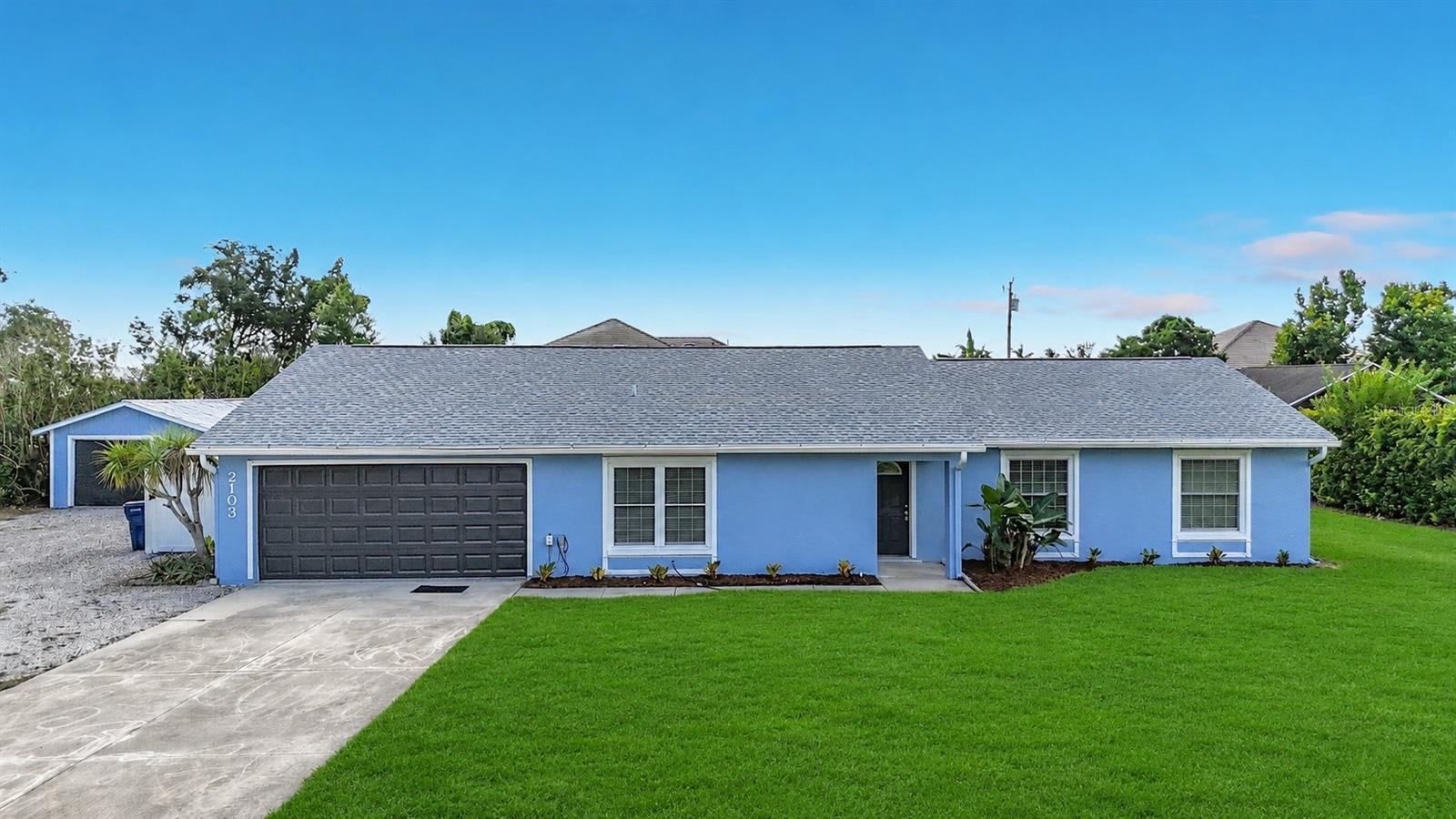 2103 162nd, Bradenton, FL 34211