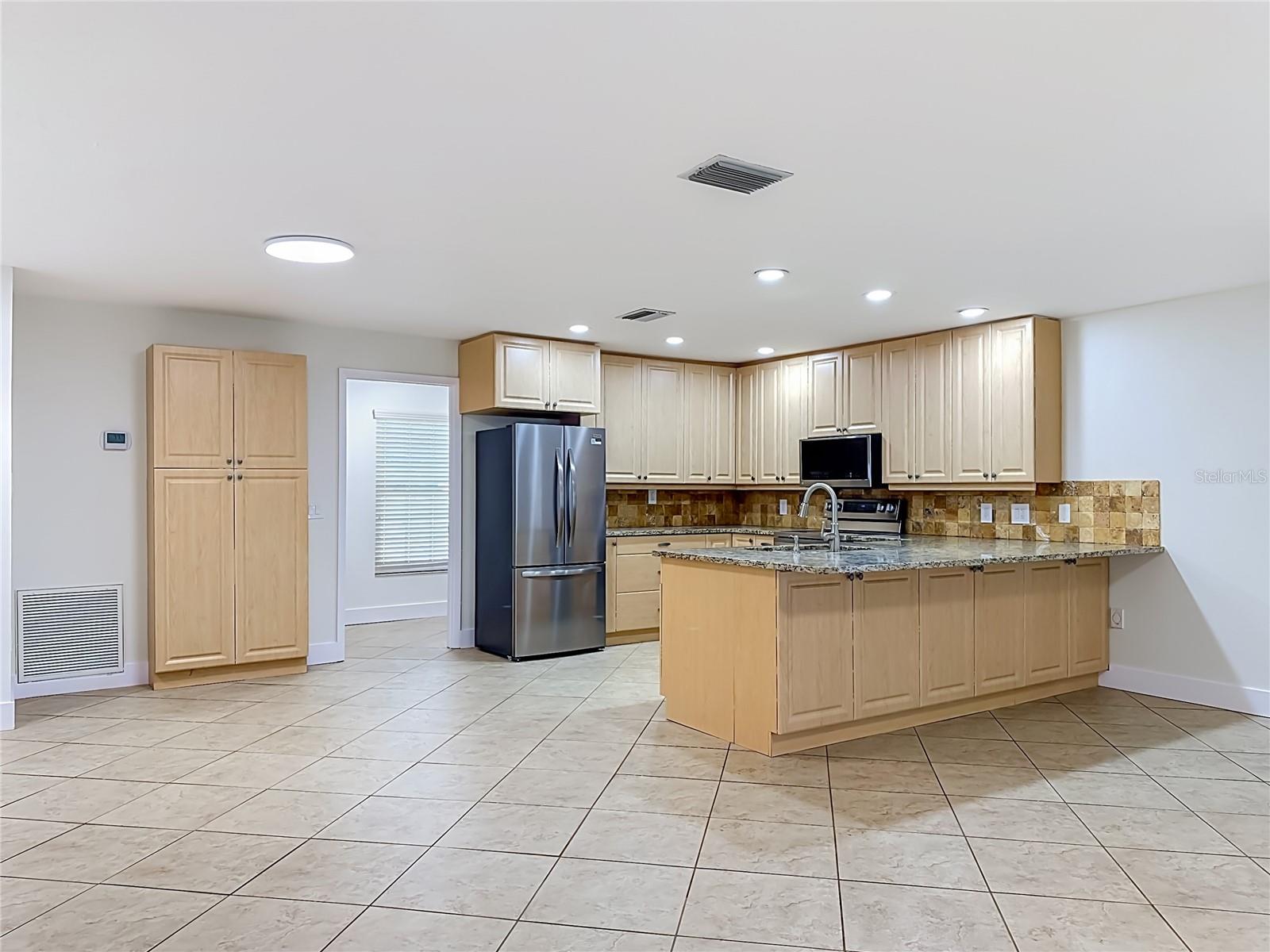 2103 162nd, Bradenton, FL 34211