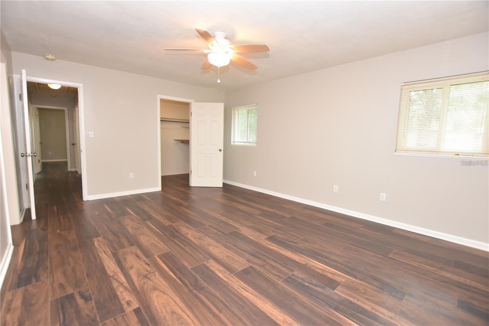 928 Valencia, Lakeland, FL 33805