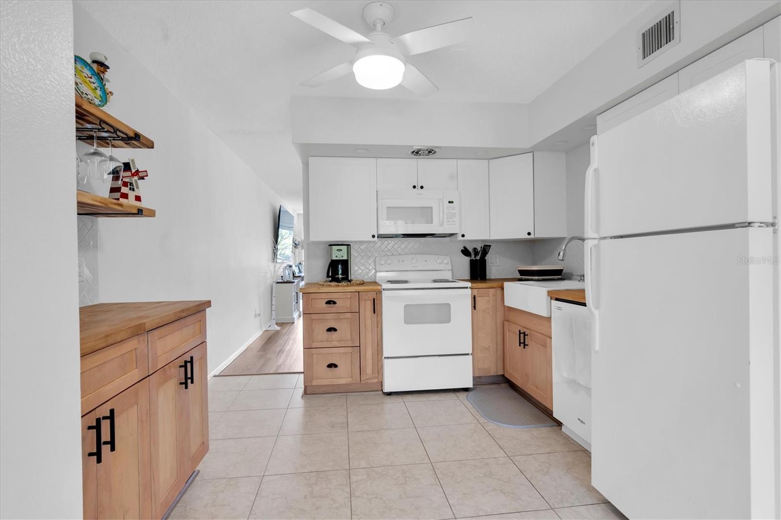 2461 Rhodesian Unit 45, Clearwater, FL 33763