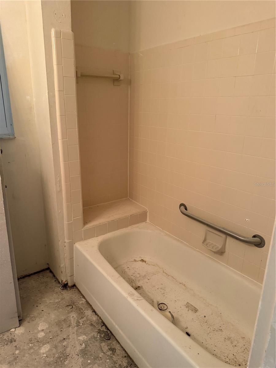 1401 Palmetto Unit 201, Daytona Beach, FL 32114