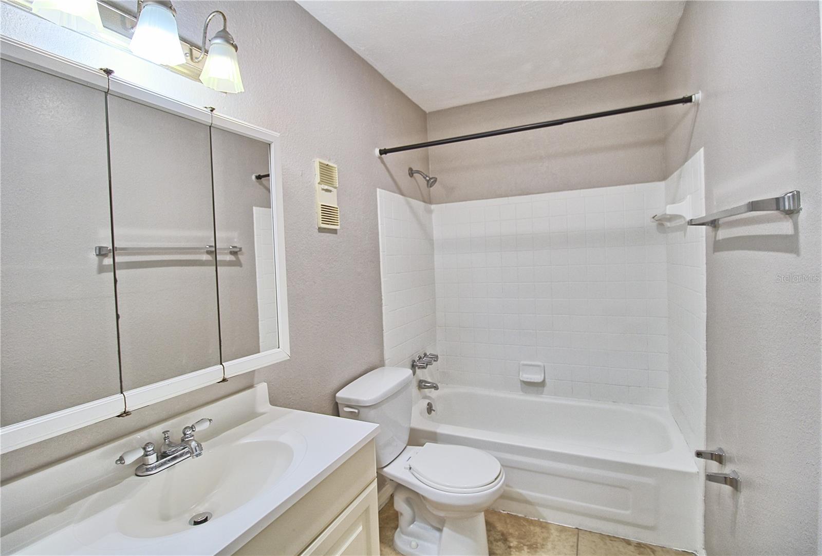 13760 Orange Sunset Unit 201, Tampa, FL 33618