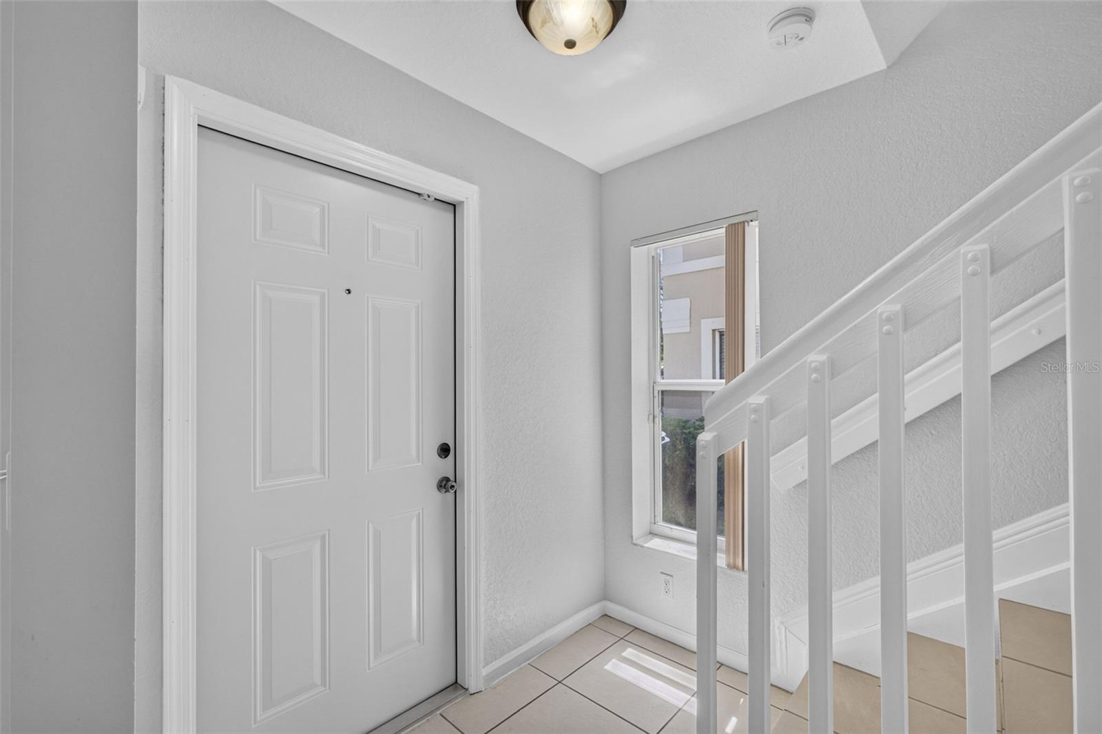 946 Summit Lake, West Palm Beach, FL 33406