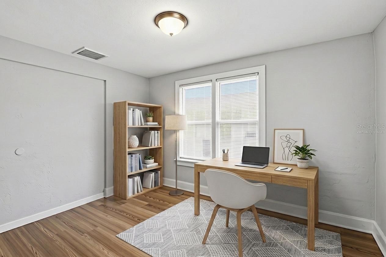 2550 10th, St Petersburg, FL 33712