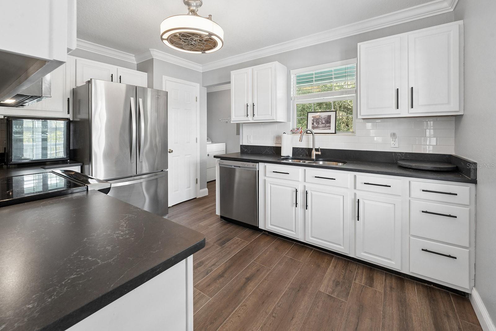 8213 Riverview, Fanning Springs, FL 32693