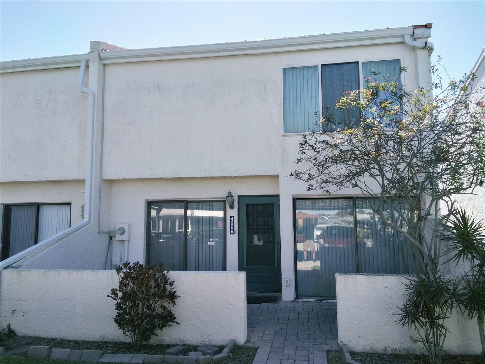 4209 Fogcutter Unit 4209, Tampa, FL 33615