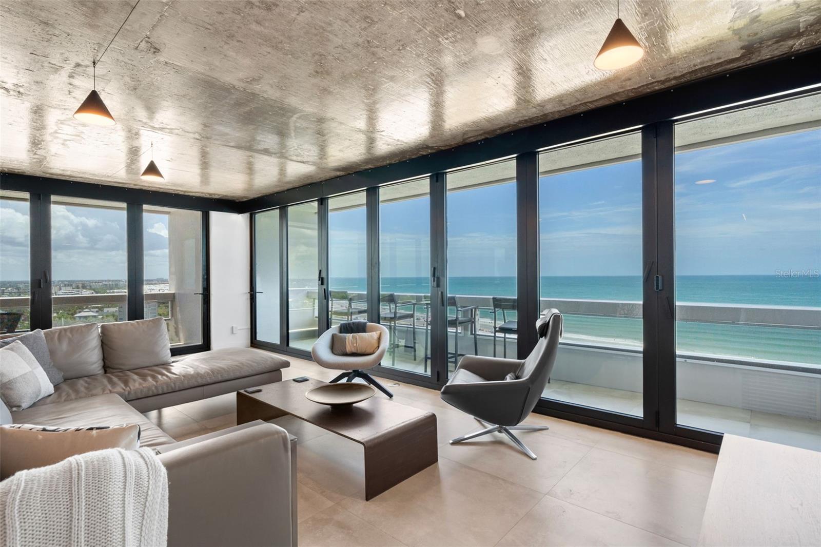 5400 Ocean Unit 15 1-4, Sarasota, FL 34242