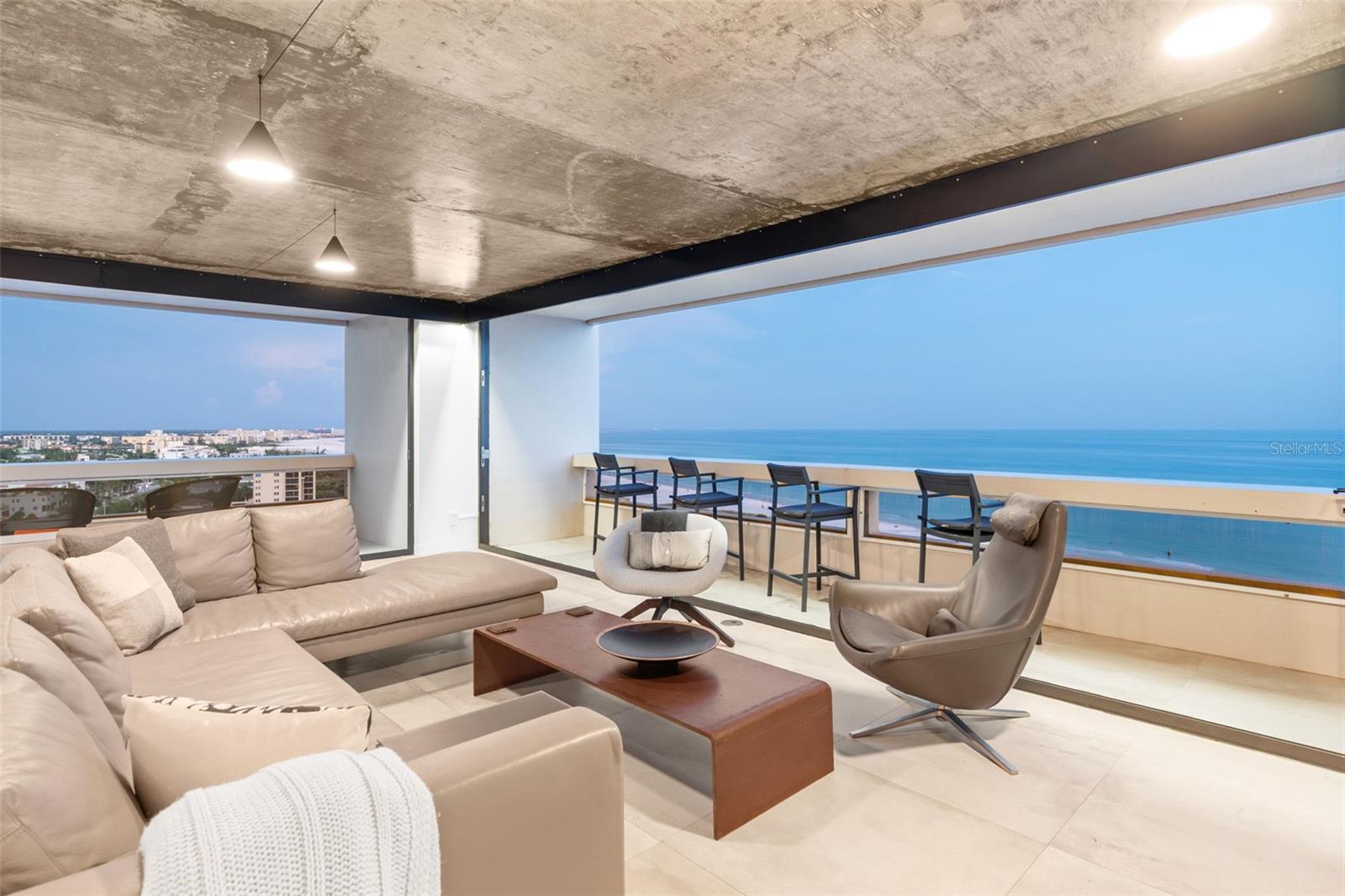 5400 Ocean Unit 15 1-4, Sarasota, FL 34242