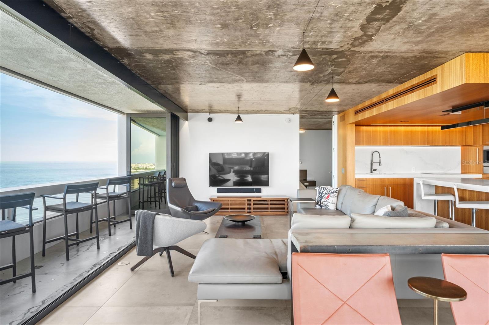 5400 Ocean Unit 15 1-4, Sarasota, FL 34242