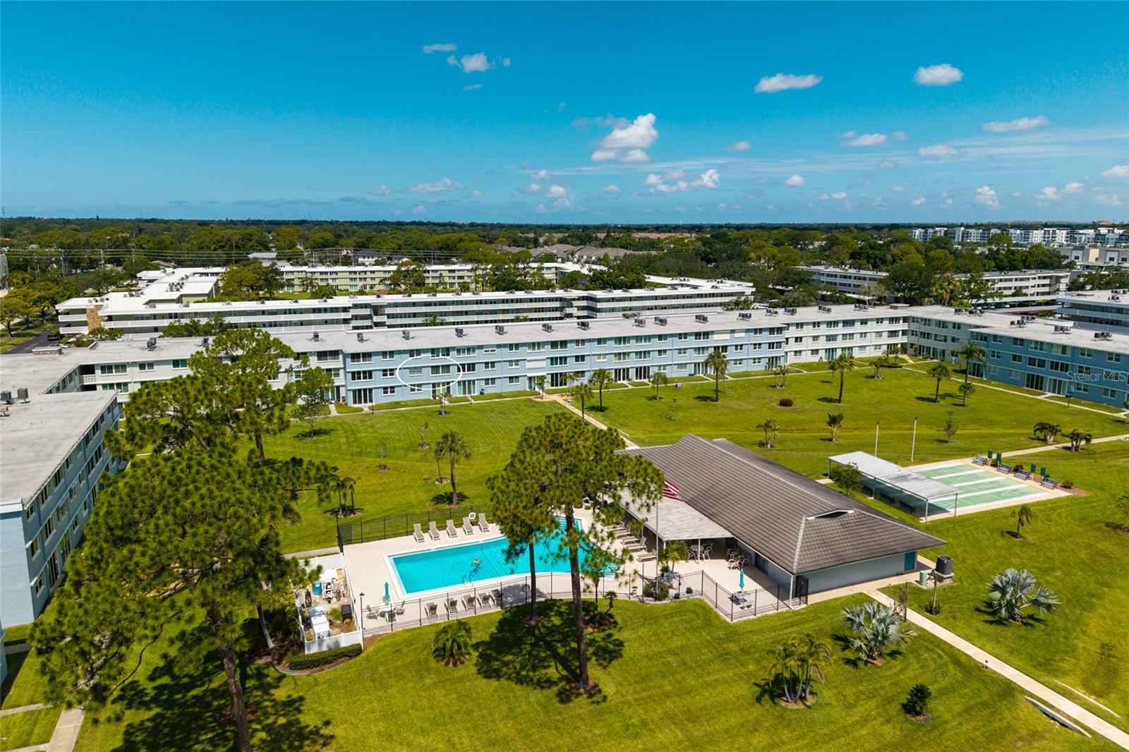 4715 Bay Unit 222, St Petersburg, FL 33703