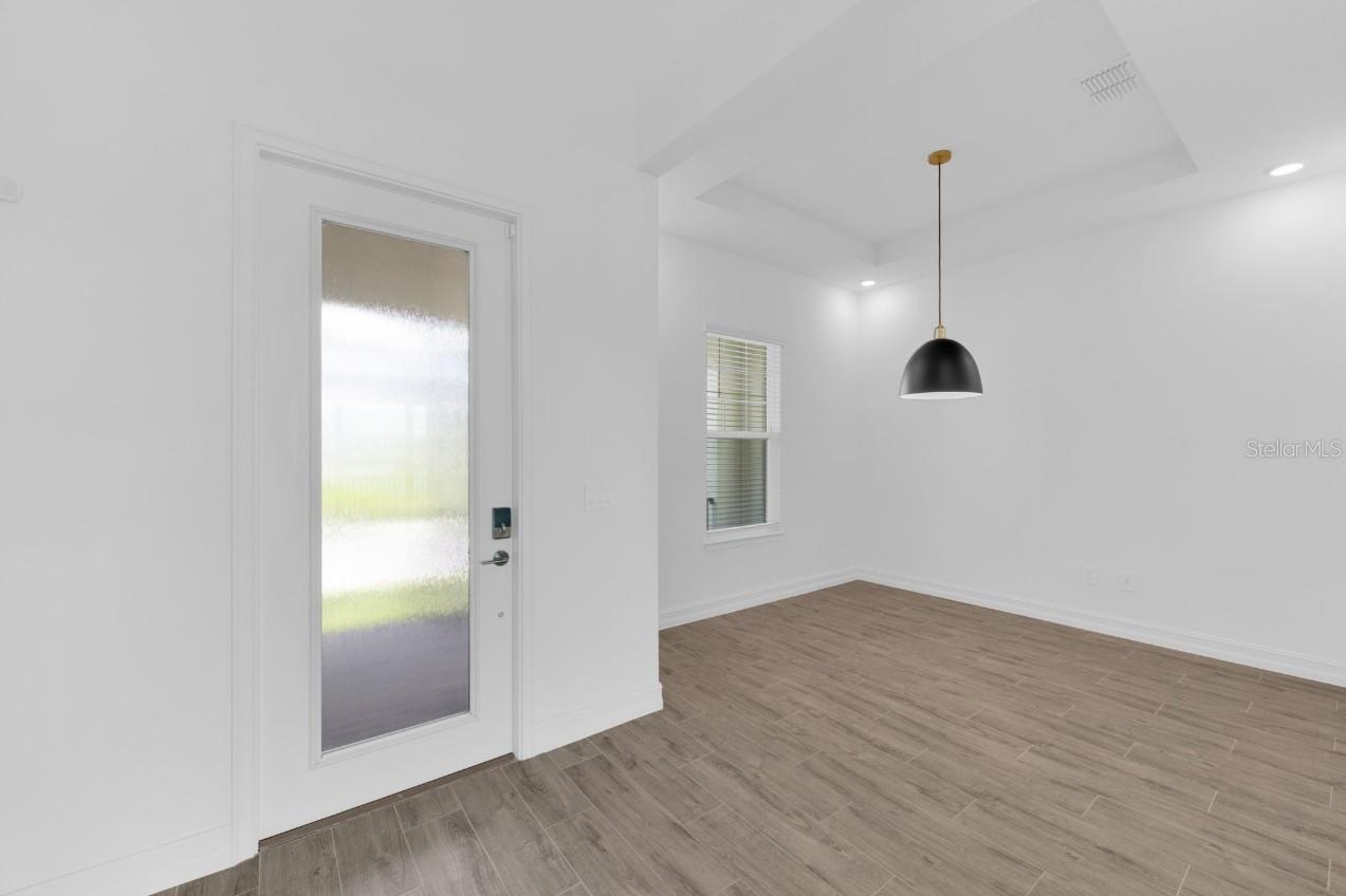 1112 Seagrape, Ruskin, FL 33570