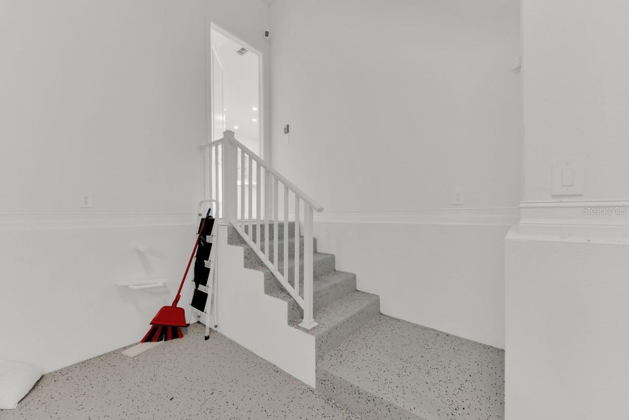 1112 Seagrape, Ruskin, FL 33570