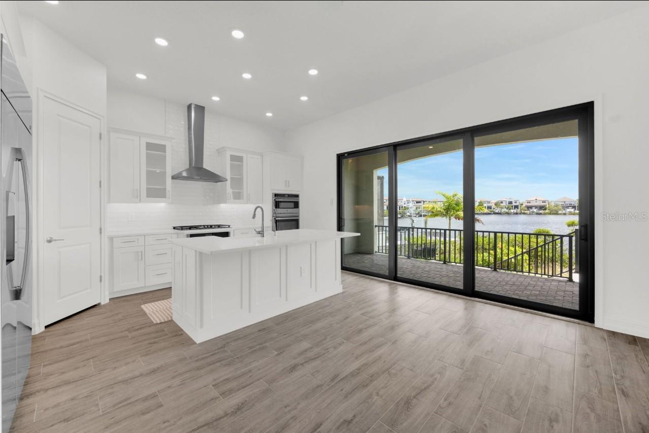 1112 Seagrape, Ruskin, FL 33570