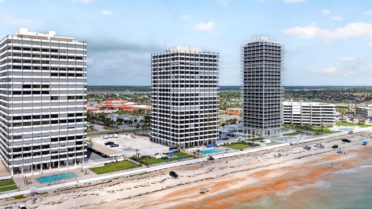 2900 Atlantic Unit 1006, Daytona Beach, FL 32118