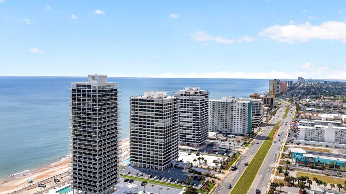 2900 Atlantic Unit 1006, Daytona Beach, FL 32118