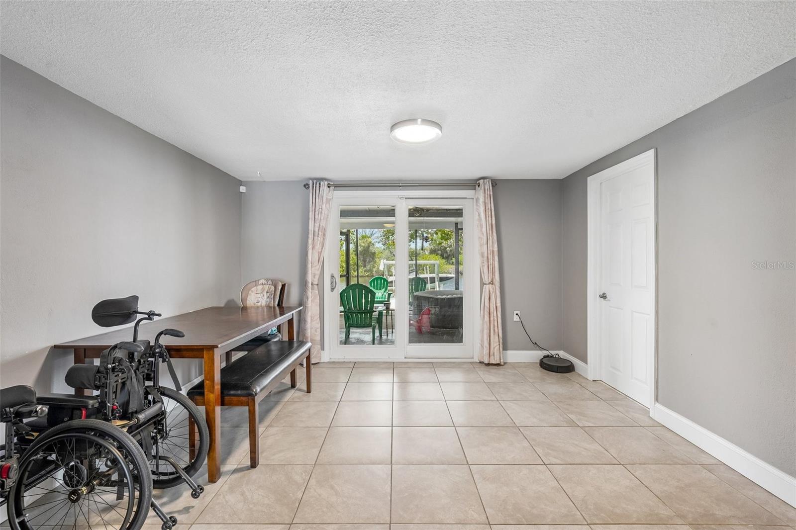 1133 Grand, Holiday, FL 34690