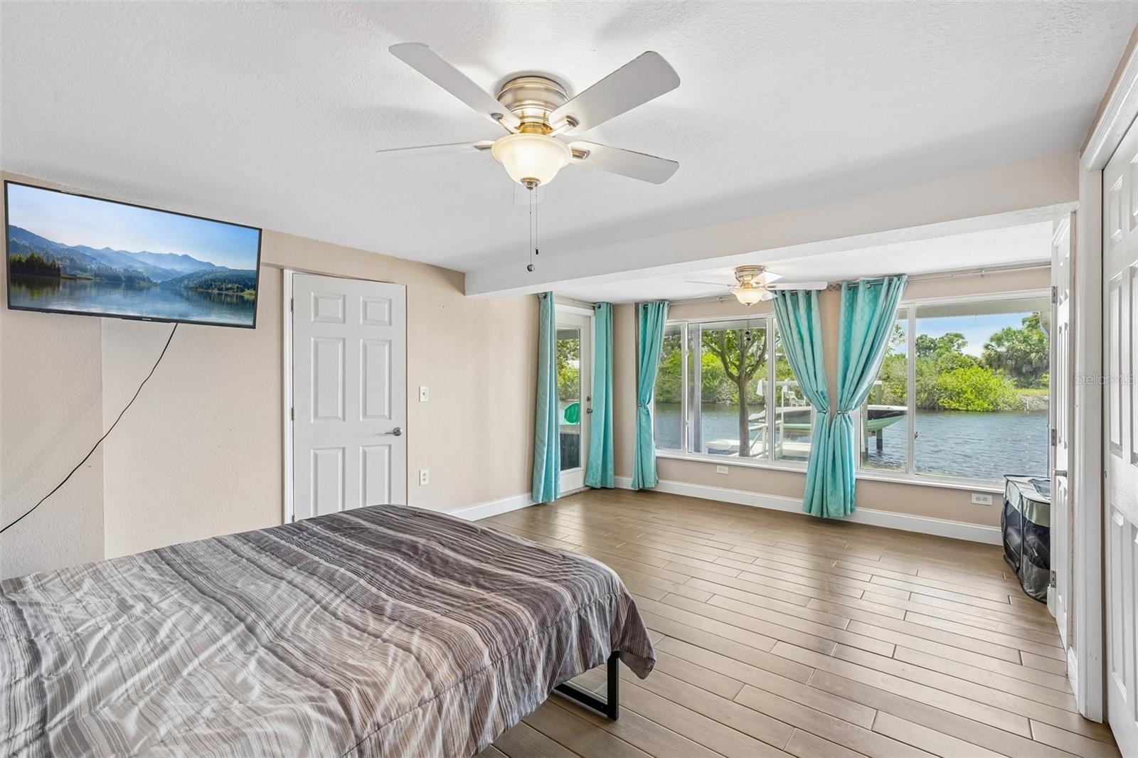 1133 Grand, Holiday, FL 34690
