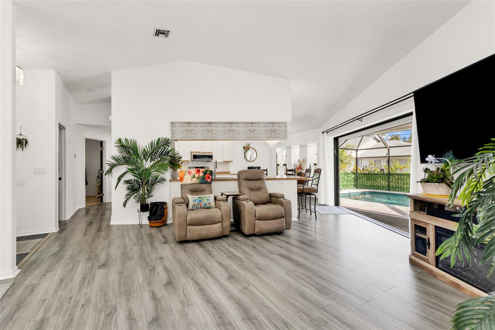18306 Koala, Port Charlotte, FL 33948