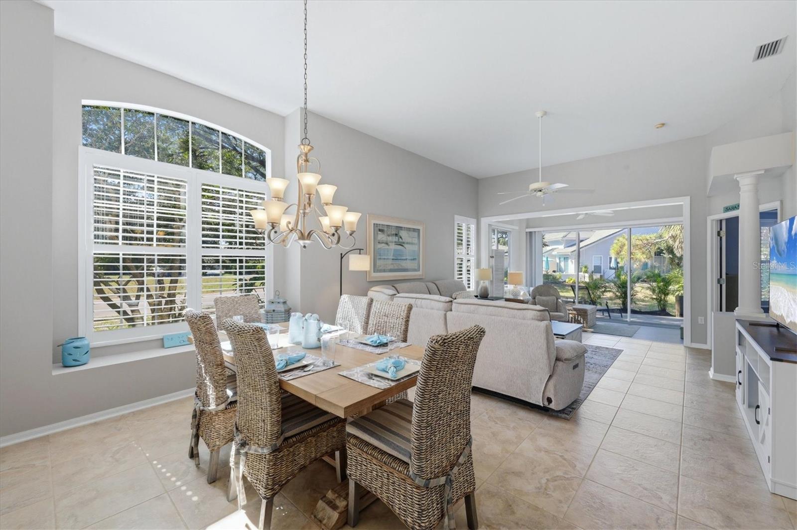 7906 Whitebridge, University Park, FL 34201