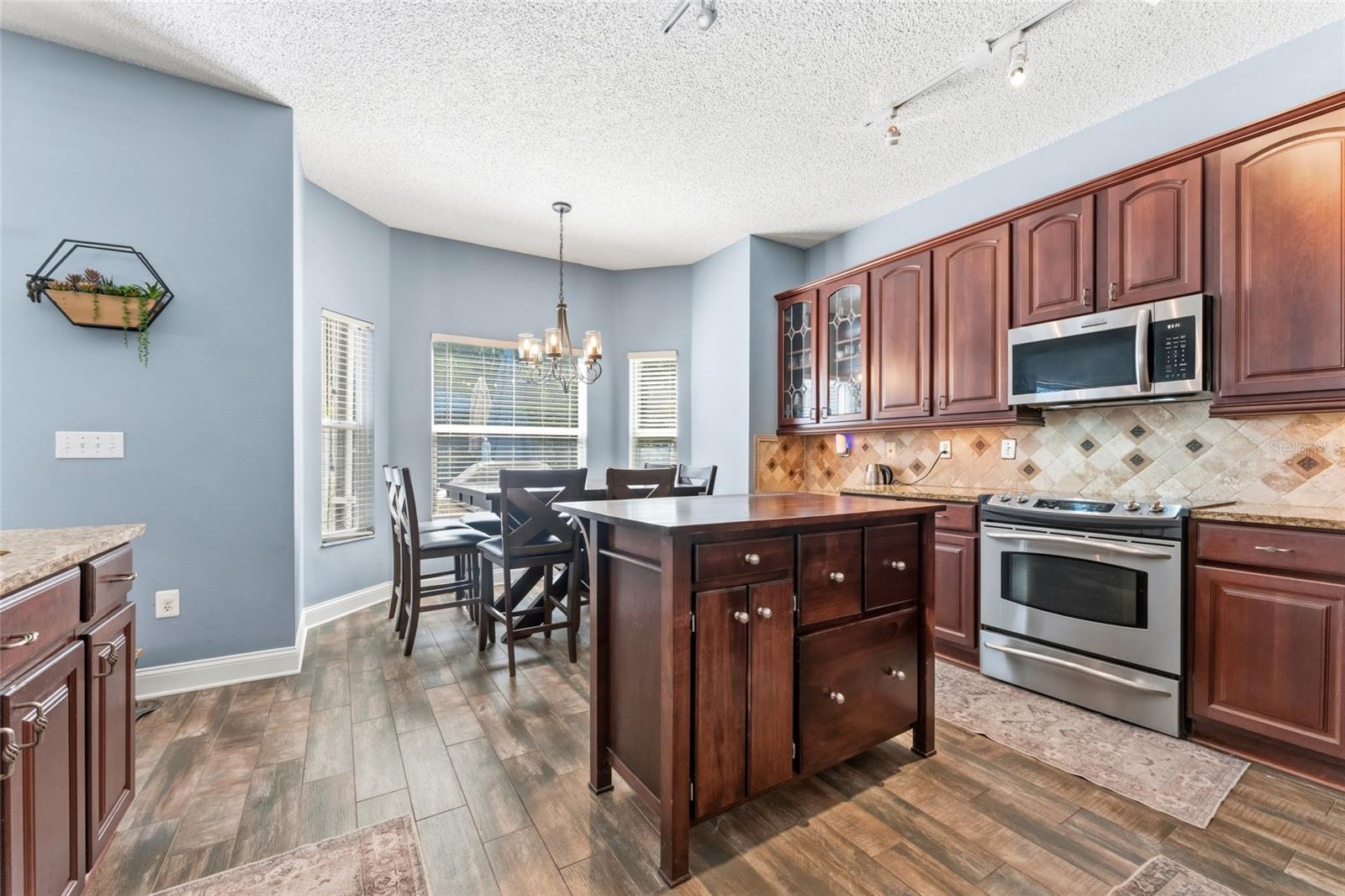 15629 Eastbourn, Odessa, FL 33556