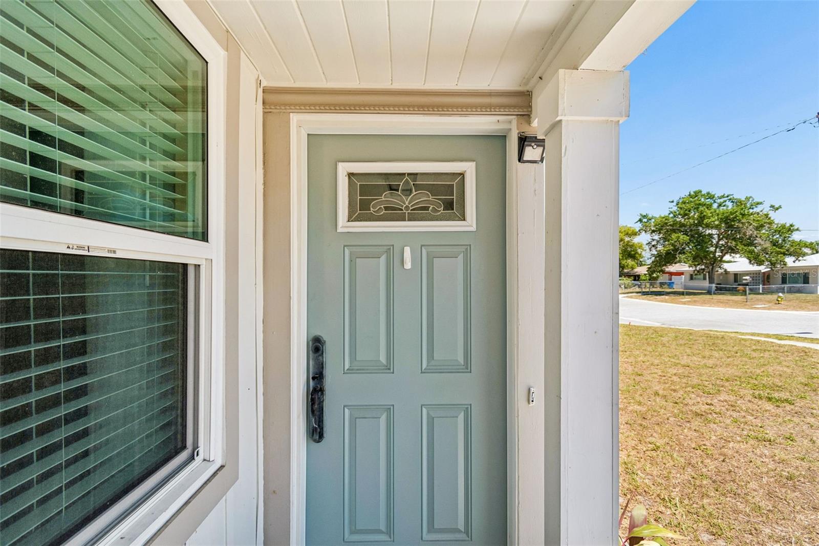 4601 16th, St Petersburg, FL 33713