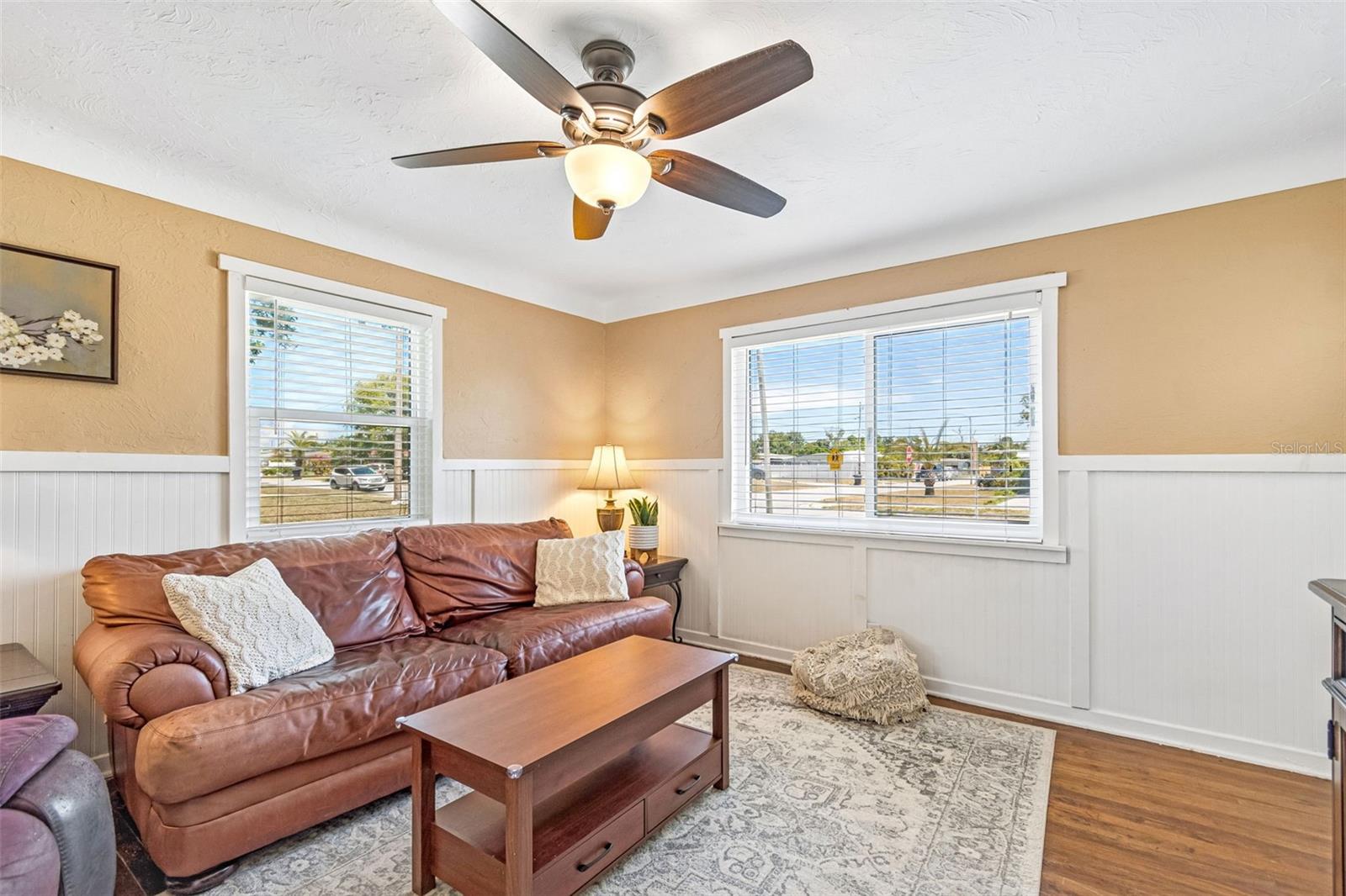 4601 16th, St Petersburg, FL 33713