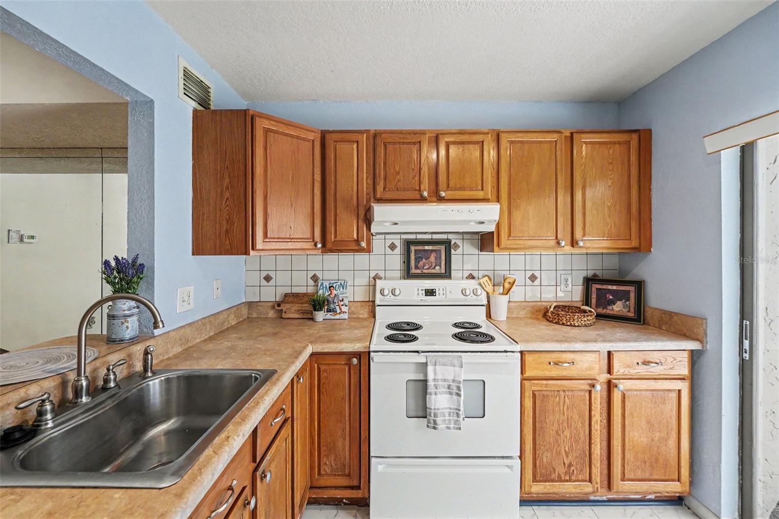 2095 Sunset Point Unit 1904, Clearwater, FL 33765