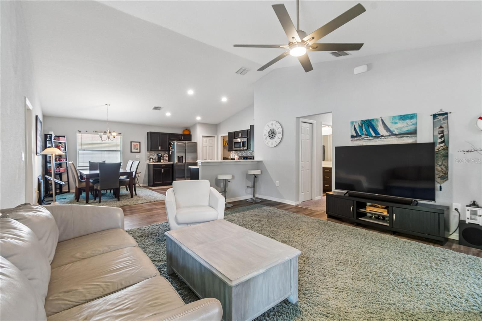 6917 Gideon, Zephyrhills, FL 33541
