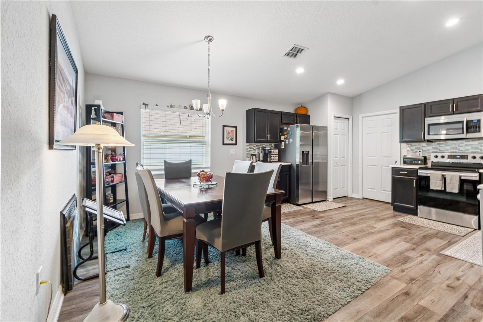 6917 Gideon, Zephyrhills, FL 33541