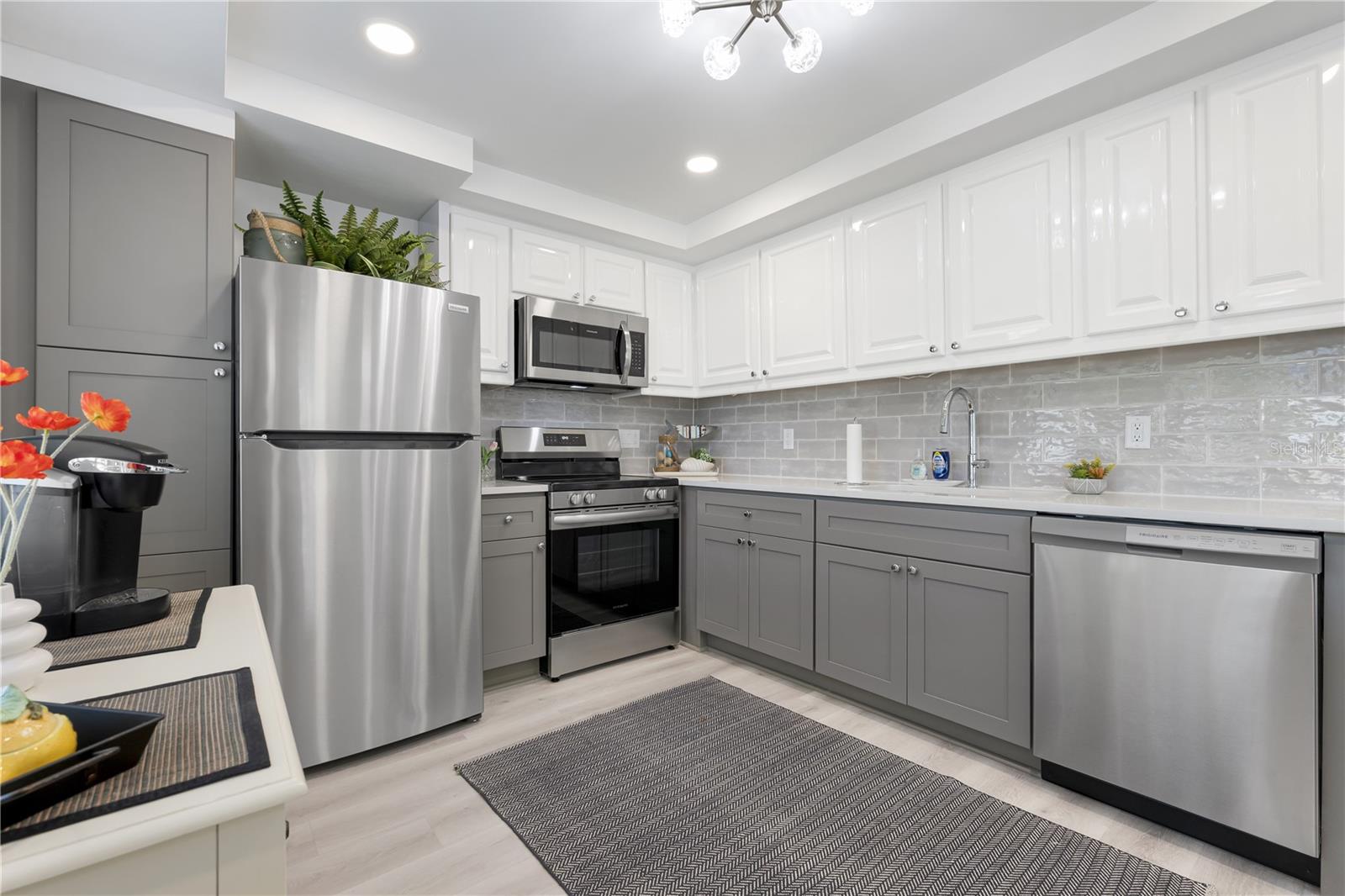 524 Spanish Unit 125, Longboat Key, FL 34228