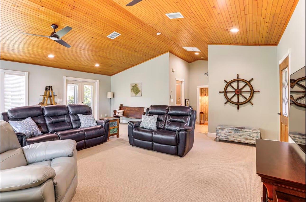 20906 River, Dunnellon, FL 34431