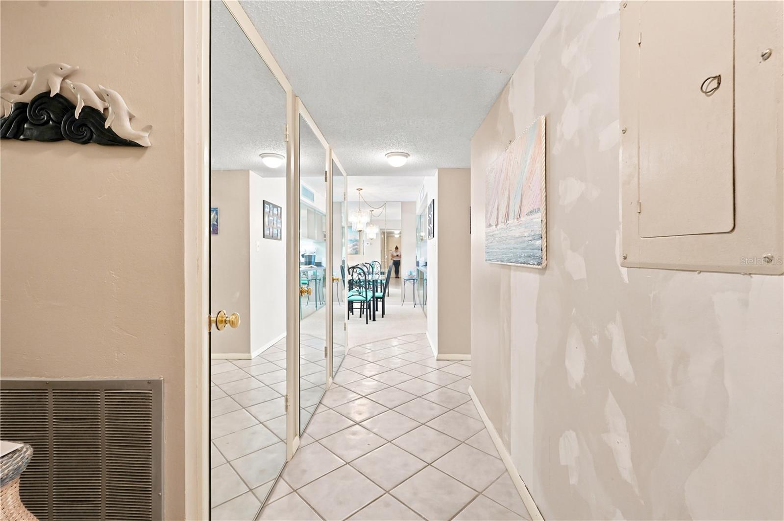 450 Gulfview Unit 301, Clearwater Beach, FL 33767