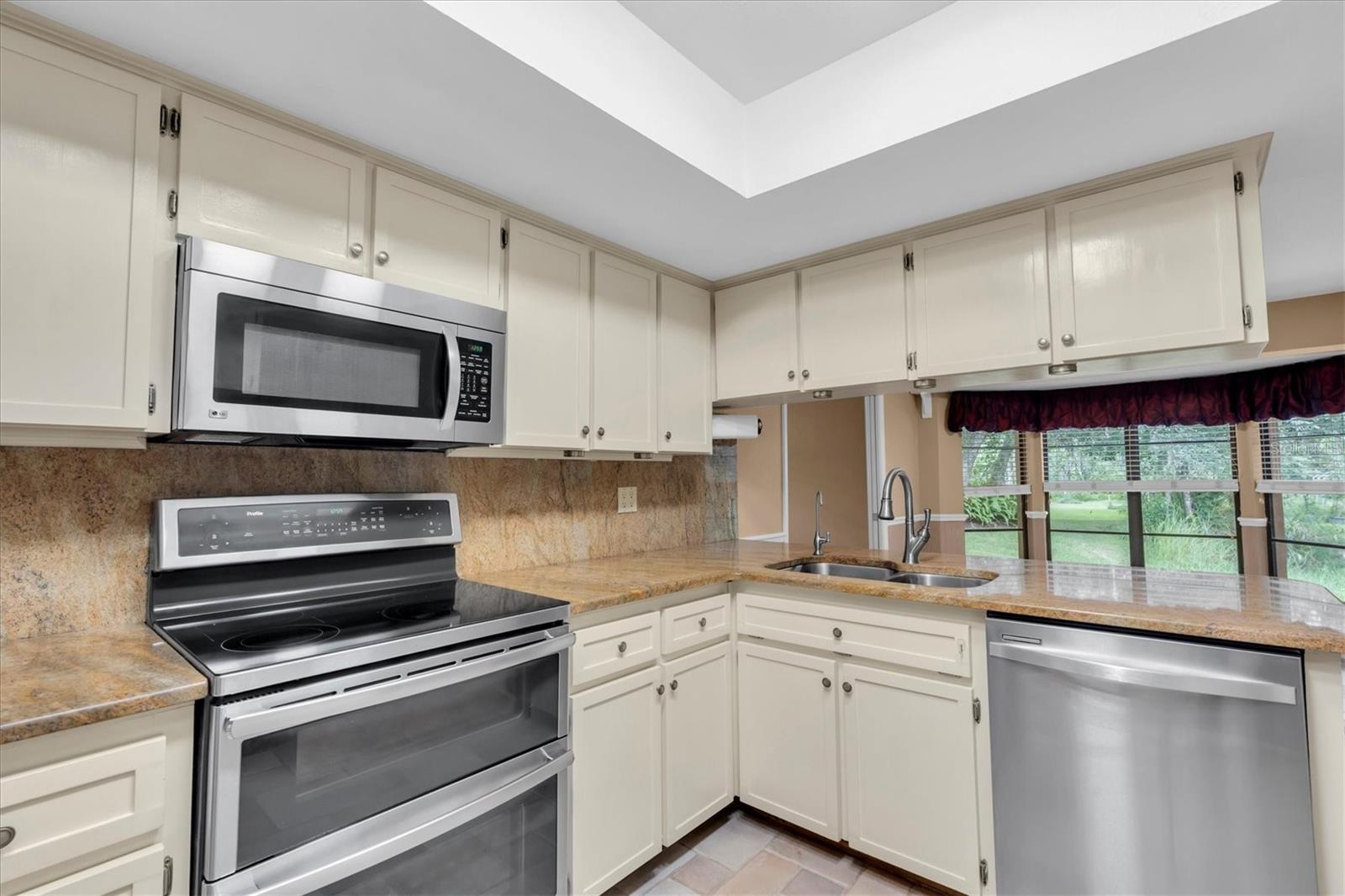 6812 Ridge Top, New Port Richey, FL 34655