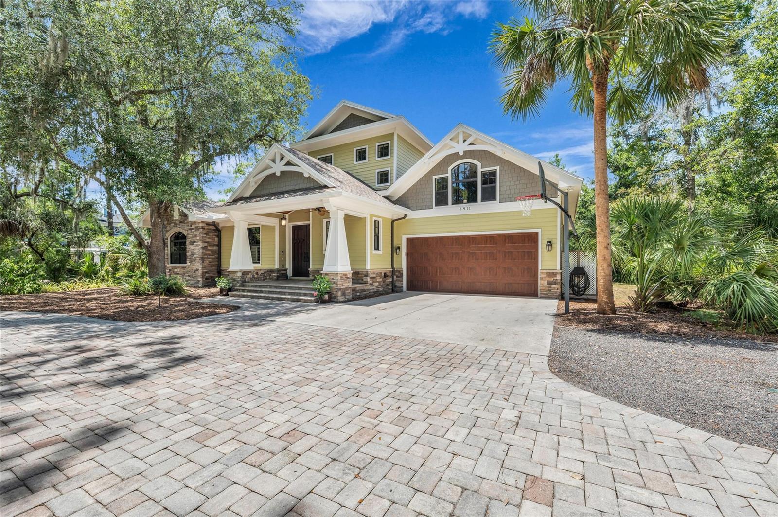 5911 River Forest, Bradenton, FL 34203