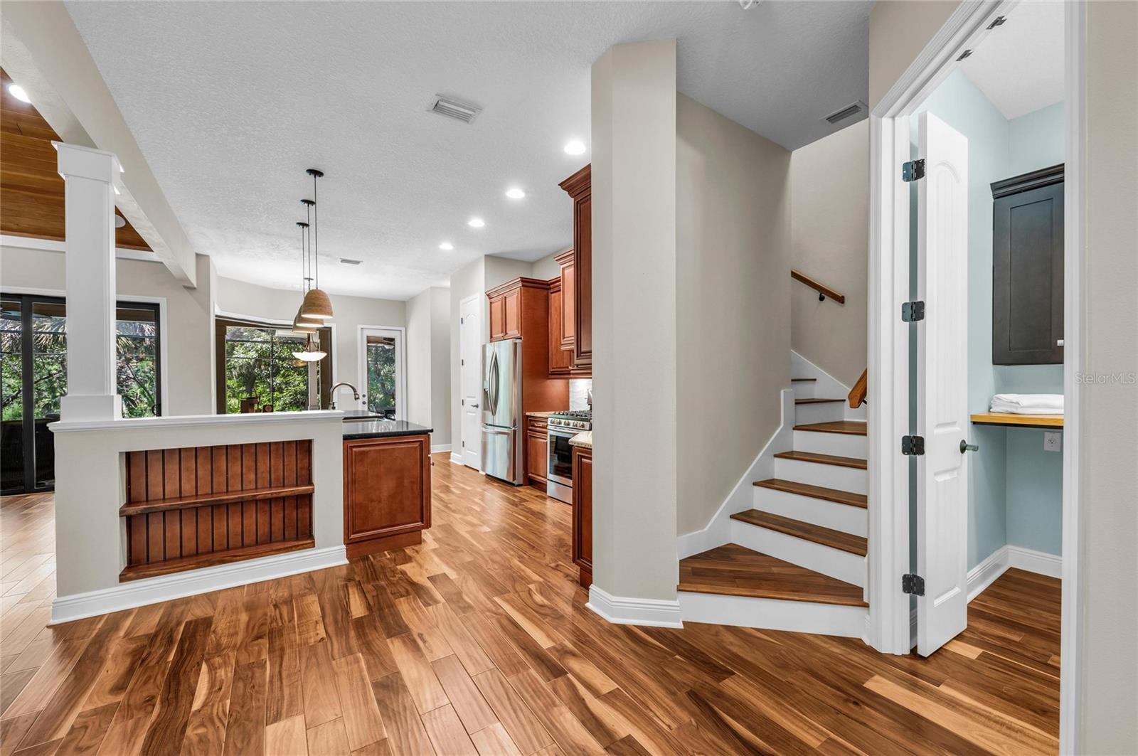 5911 River Forest, Bradenton, FL 34203