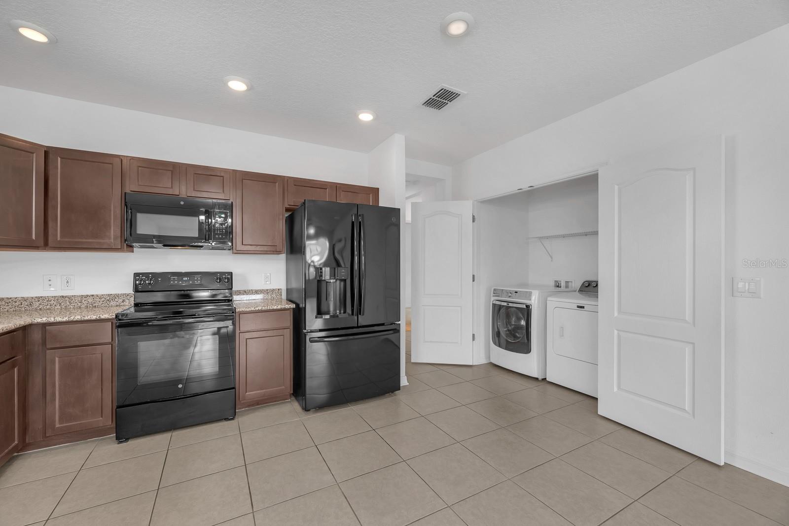 5148 Brickwood Rise, Wimauma, FL 33598