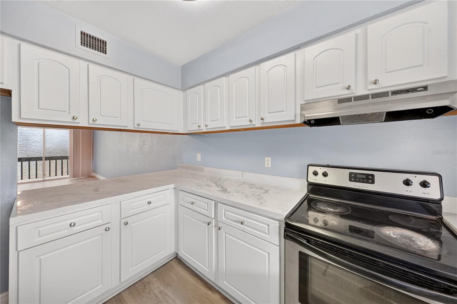 4223 S. Semoran Blvd Unit 6, Orlando, FL 32822