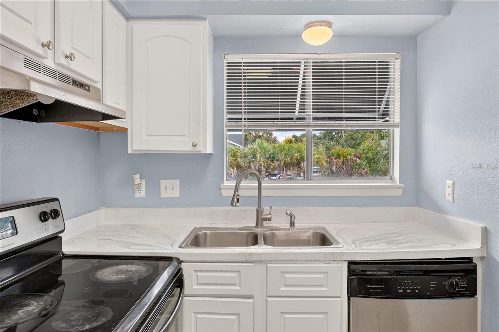 4223 S. Semoran Blvd Unit 6, Orlando, FL 32822