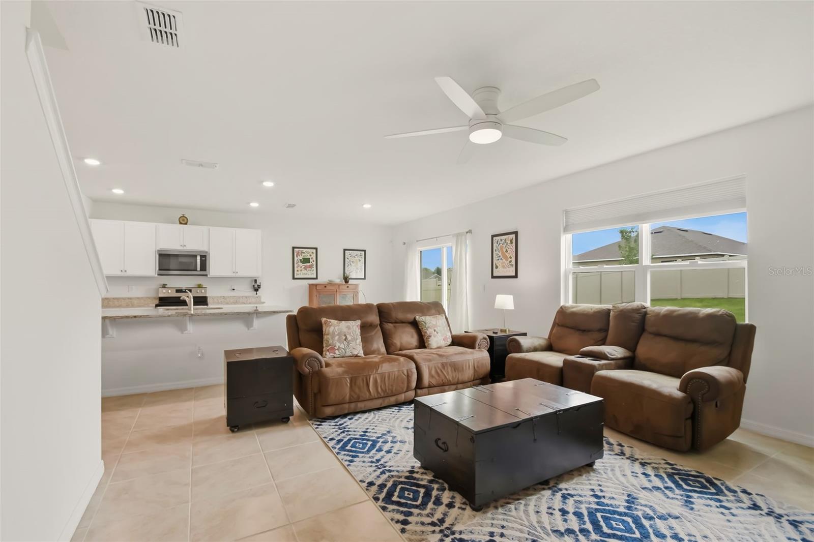33428 Country House, Sorrento, FL 32776