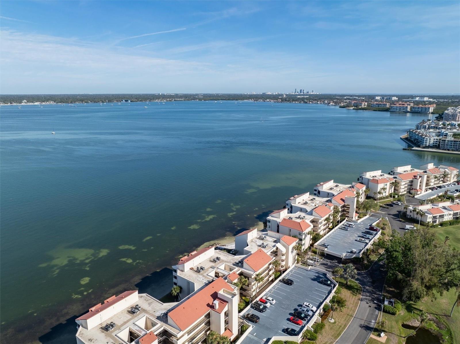 5633 Puerta del Sol Unit 307, St Petersburg, FL 33715