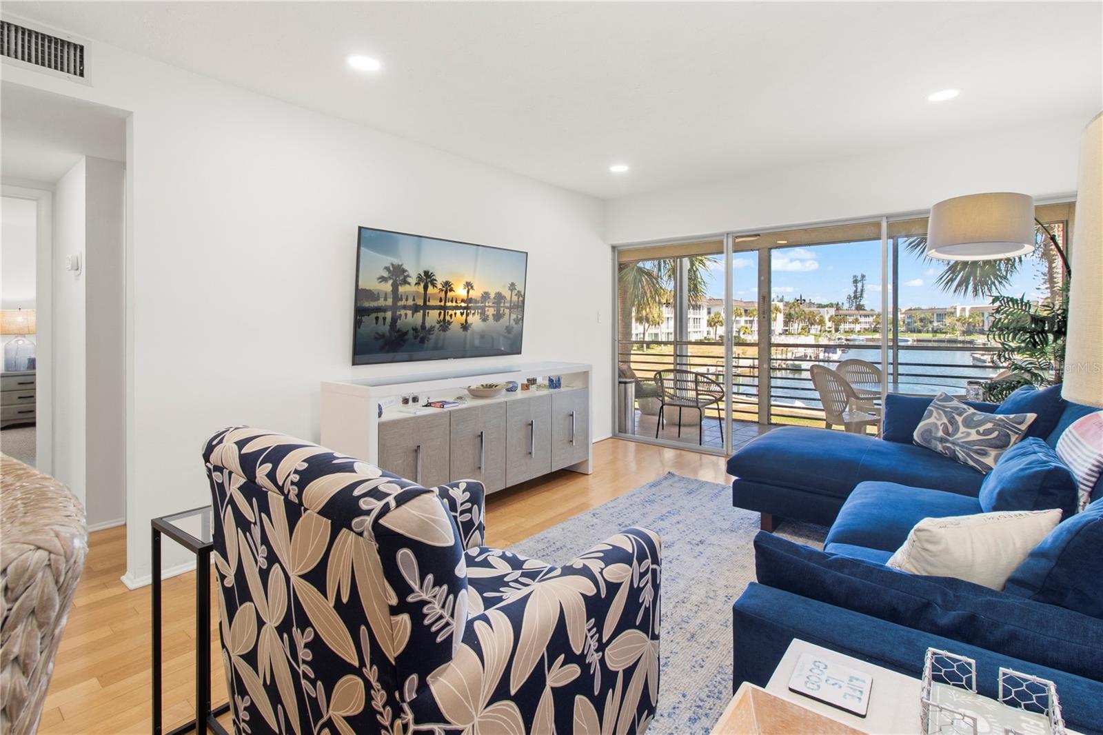 4340 Falmouth Unit D-204, Longboat Key, FL 34228