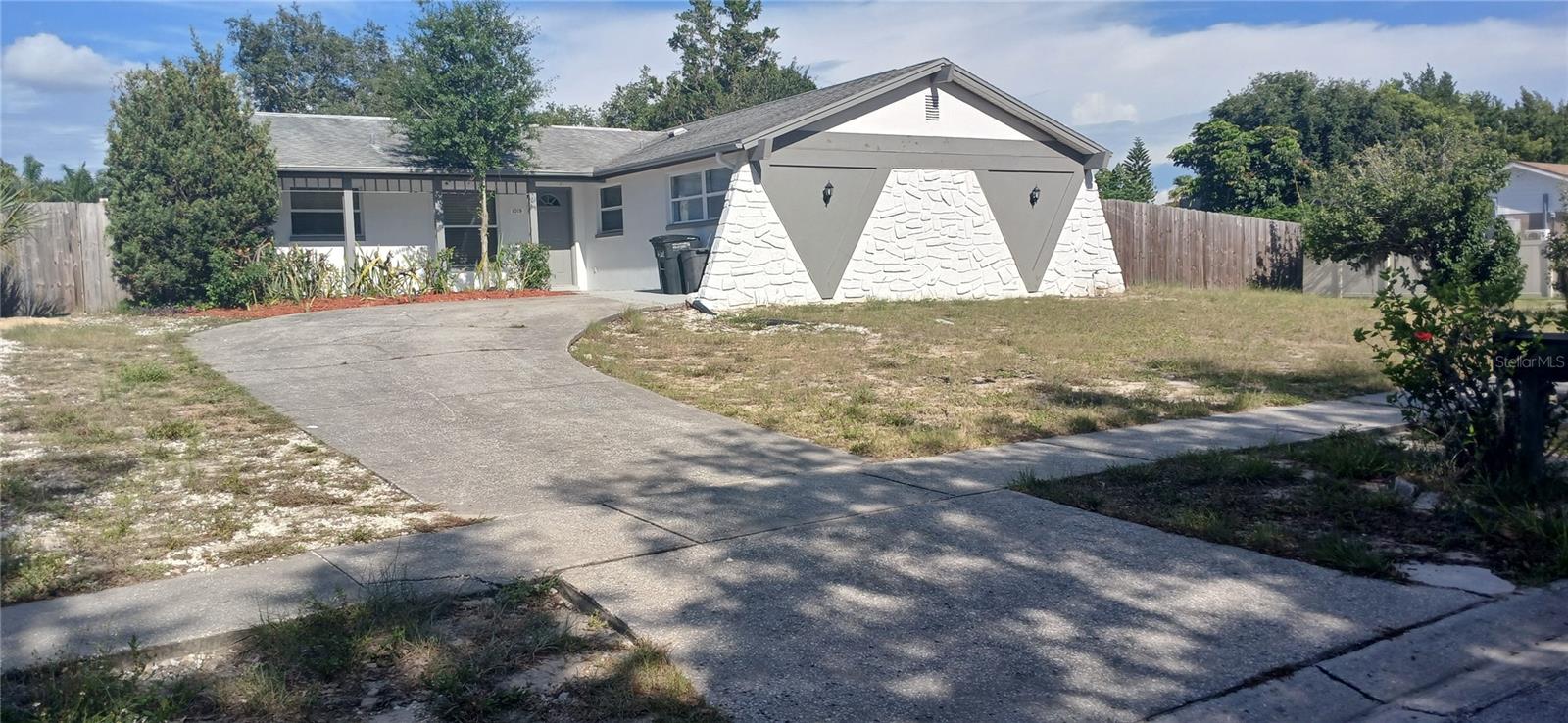 1019 Peninsula, Tarpon Springs, FL 34689