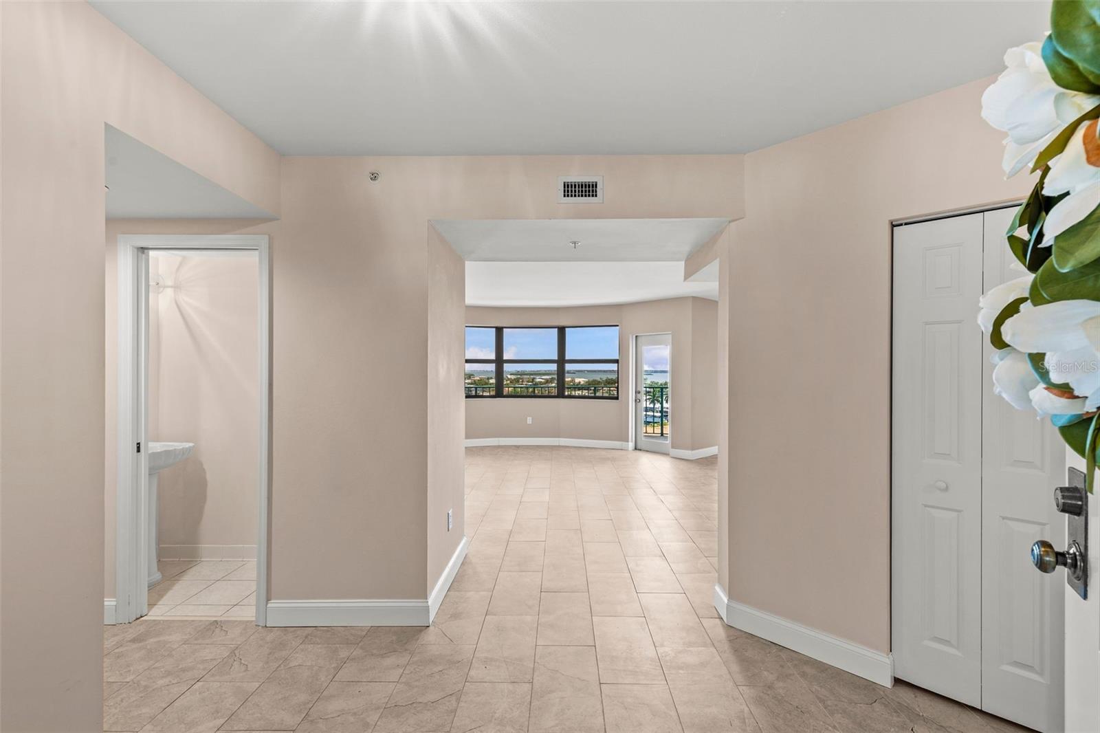 670 Island Unit 800, Clearwater Beach, FL 33767
