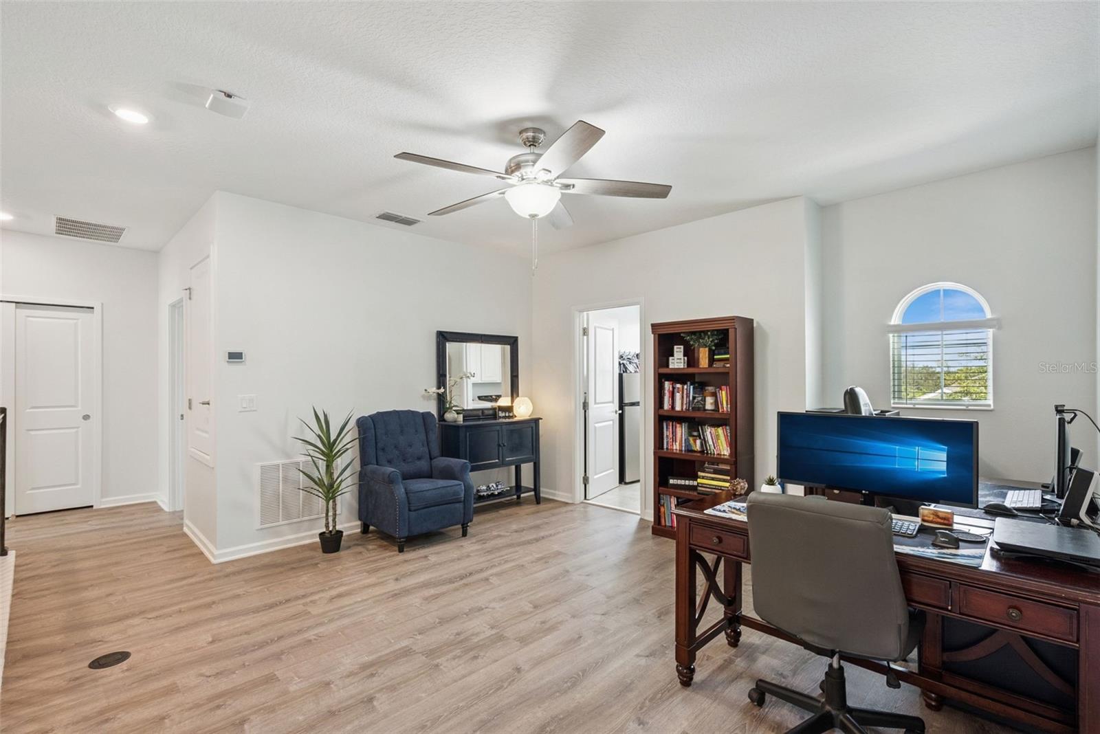 1235 Dora Parc, Mount Dora, FL 32757