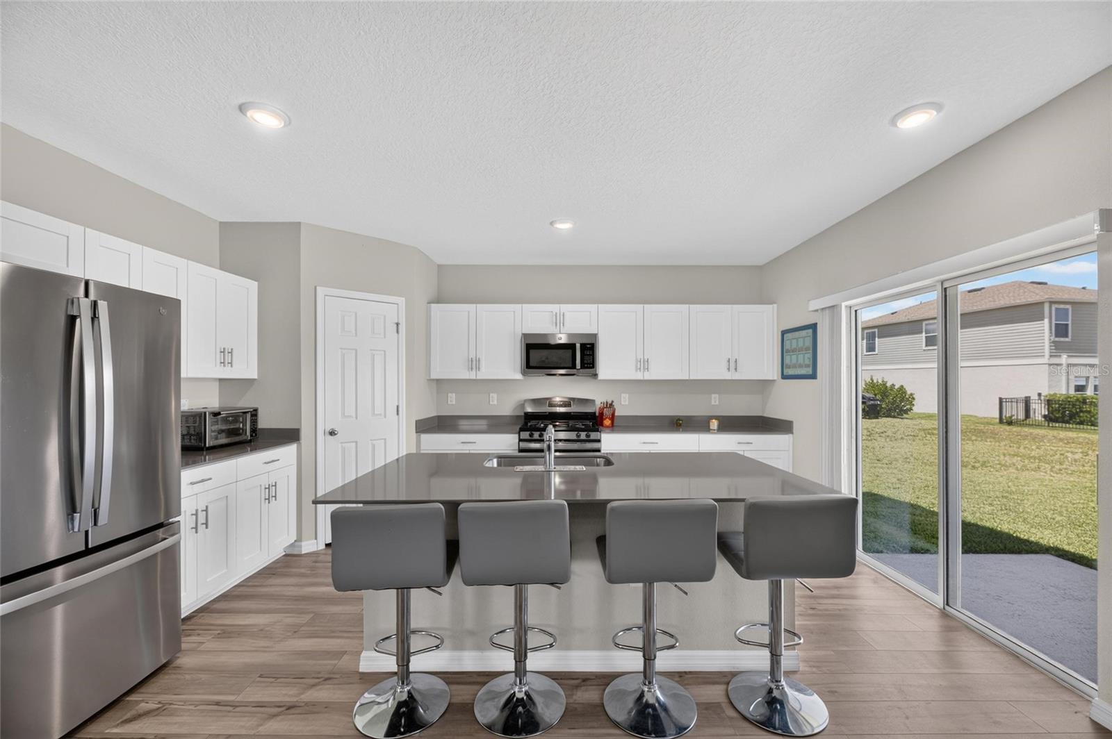 5495 Summer Sunset, Apollo Beach, FL 33572