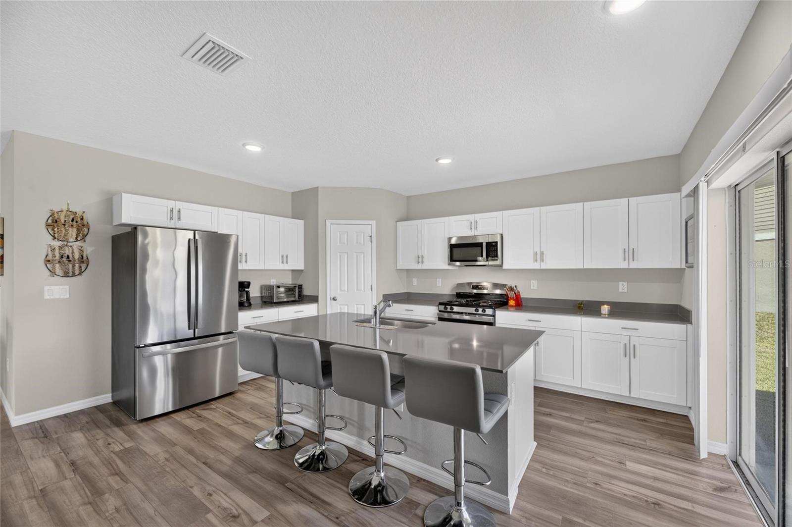 5495 Summer Sunset, Apollo Beach, FL 33572
